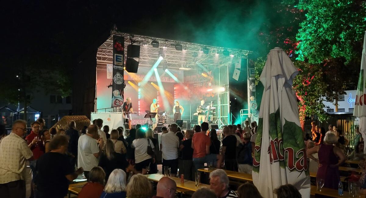 Tom Sixt-Rummel verabschiedet Red Fox und bedankt sich für eine grandiose Party